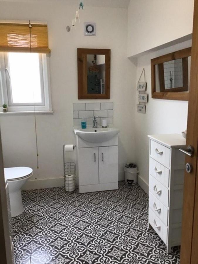 Central Teignmouth - Sleeps 4 - Pets Allowed Εξωτερικό φωτογραφία